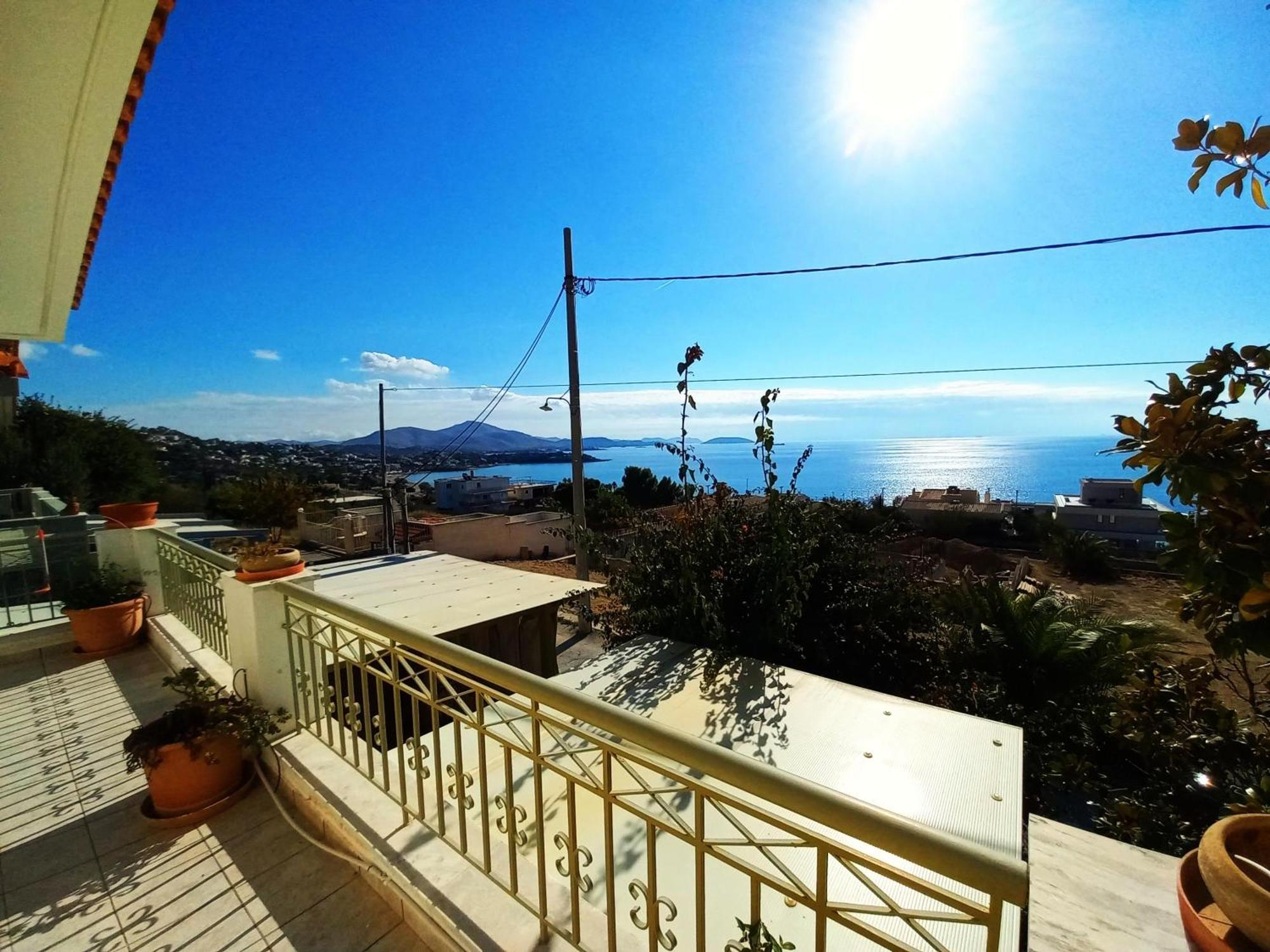 Villa "Eva" - Entire Beachfront Holiday Home - 4S Agia Marina  外观 照片